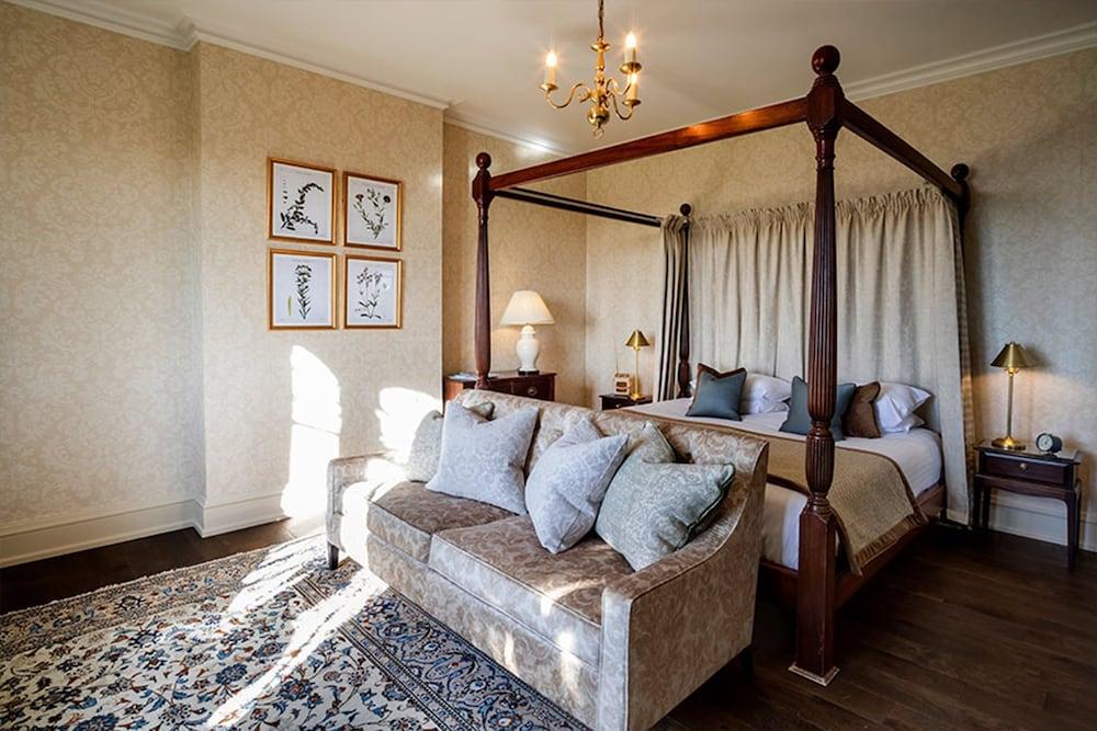 Eastwell Manor, Champneys Hotel & Spa Ashford  Eksteriør bilde