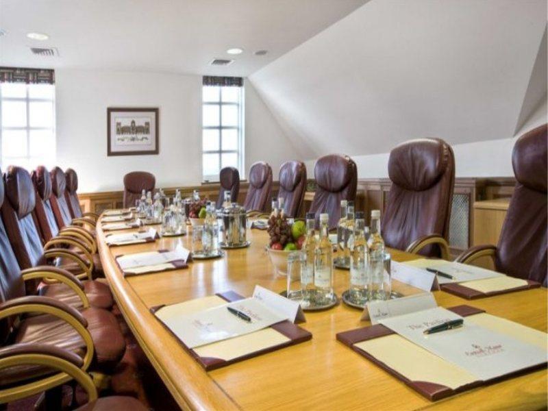 Eastwell Manor, Champneys Hotel & Spa Ashford  Eksteriør bilde